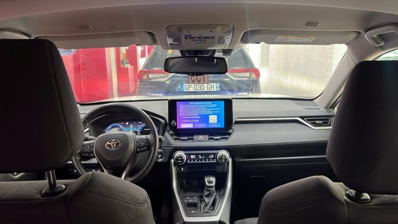 TOTOYA RAV4 SUV HYBRIDE 218cv DYNAMIC/1 ERE MAIN/TVA RECUPERABLE