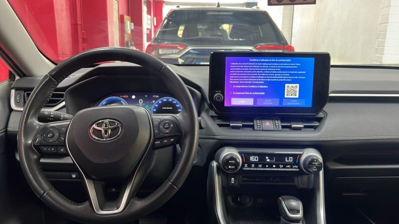 TOTOYA RAV4 SUV HYBRIDE 218cv DYNAMIC/1 ERE MAIN/TVA RECUPERABLE