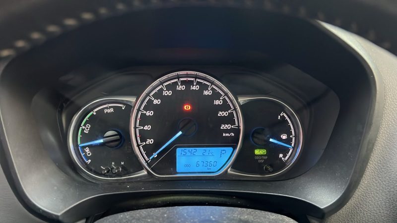 TOYOTA YARIS FRANCE 100cv HYBRIDE/1 ERE MAIN/TVA RECUPERABLE