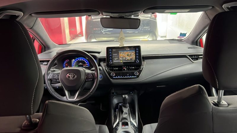 TOYOTA COROLLA BERLINE HYBRIDE 1.8 DYNAMIC BUSINESS 122cv/1 ERE MAIN/TVA RECUPERABLE