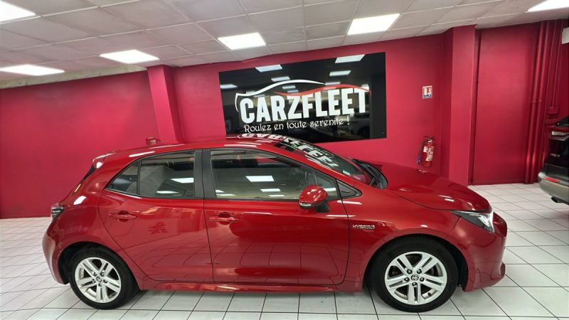 TOYOTA COROLLA BERLINE HYBRIDE 1.8 DYNAMIC BUSINESS 122cv/1 ERE MAIN/TVA RECUPERABLE