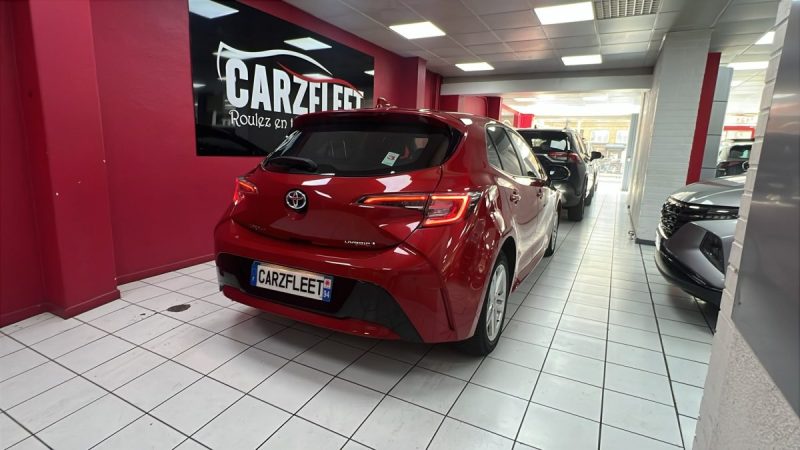 TOYOTA COROLLA BERLINE HYBRIDE 1.8 DYNAMIC BUSINESS 122cv/1 ERE MAIN/TVA RECUPERABLE
