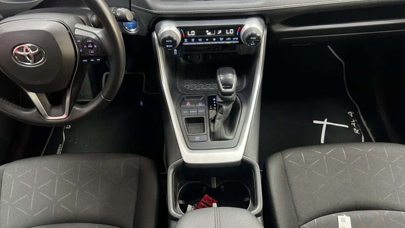 TOTOYA RAV4 SUV HYBRIDE 218cv DYNAMIC BUSINESS/1 ERE MAIN/TVA RECUPERABLE