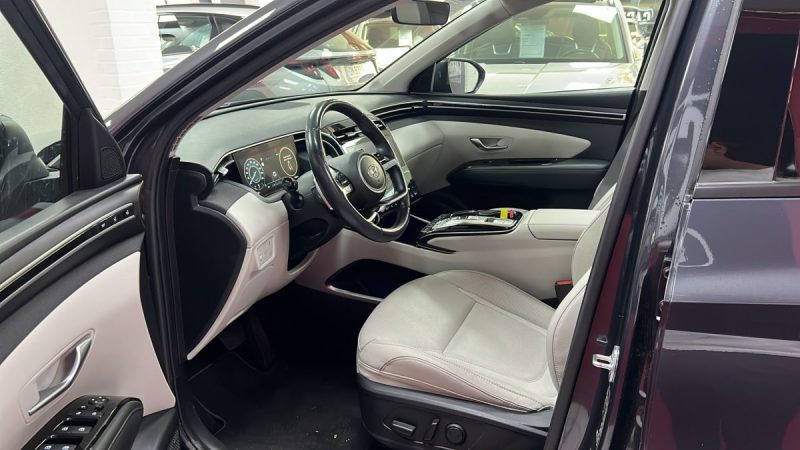 HYUNDAI TUCSON 1.6 SUV HYBRIDE ESSENCE 230cv EXECUTIVE TOIT PANORAMIQUE/1 ERE MAIN/TVA RECUPERABLE