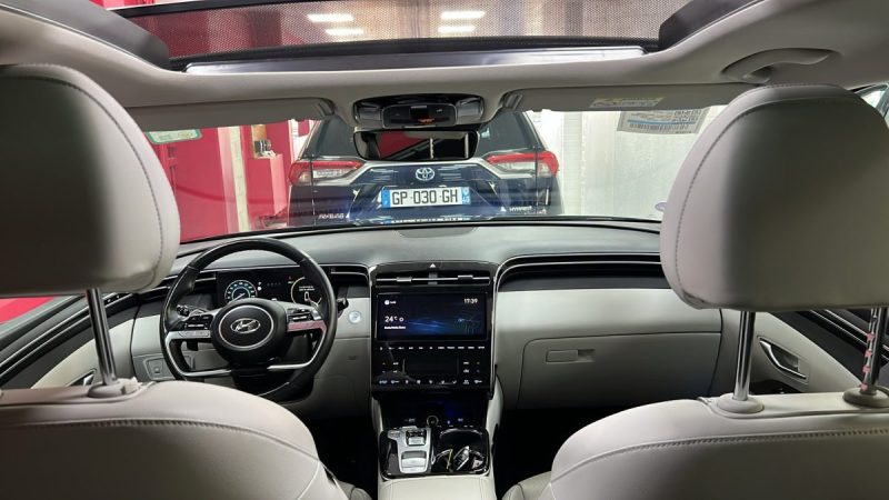 HYUNDAI TUCSON 1.6 SUV HYBRIDE ESSENCE 230cv EXECUTIVE TOIT PANORAMIQUE/1 ERE MAIN/TVA RECUPERABLE
