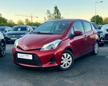 TOYOTA YARIS III 1.5 HYBRID 100h BUSINESS