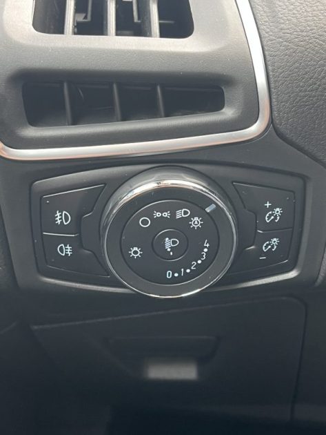 Ford Focus Break Ecoboost 125ch Titanium