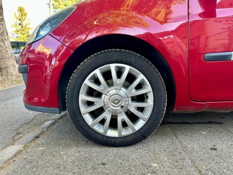 RENAULT CLIO III 1.5 dCi 85 eco2 EXCEPTION