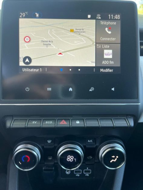 RENAULT CLIO V Evolution 145 ch 1.6 E-Tech Hybrid CarPlay / Radars de recul / Feux LED Pure Vision