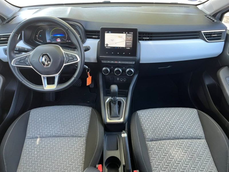 RENAULT CLIO V Evolution 145 ch 1.6 E-Tech Hybrid CarPlay / Radars de recul / Feux LED Pure Vision