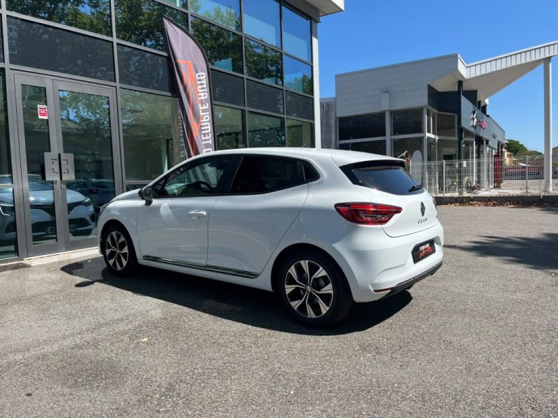 RENAULT CLIO V Evolution 145 ch 1.6 E-Tech Hybrid CarPlay / Radars de recul / Feux LED Pure Vision