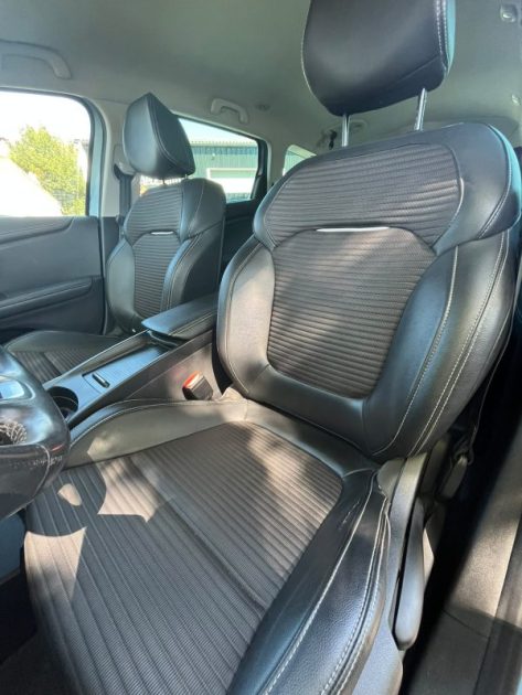 RENAULT GRAND SCÉNIC IV 150 ch Intens 7 PLACES 1.7 Blue dCi Affichage tête haute / Attelage / Caméra
