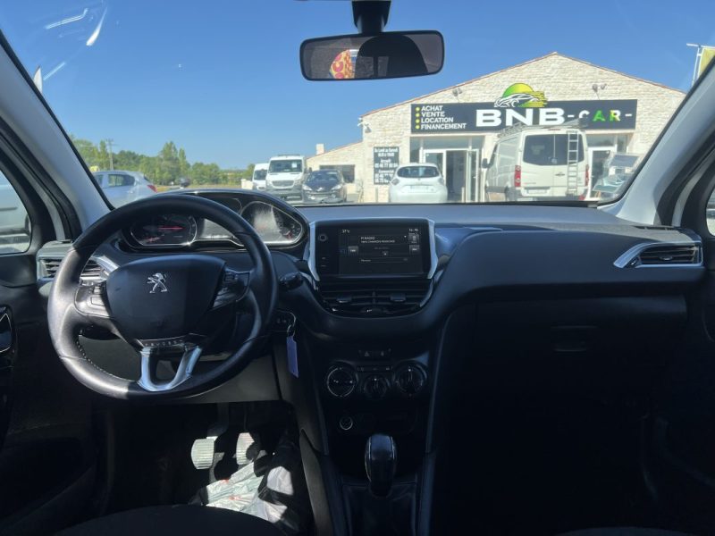 PEUGEOT 208 1.2 VTI 2015