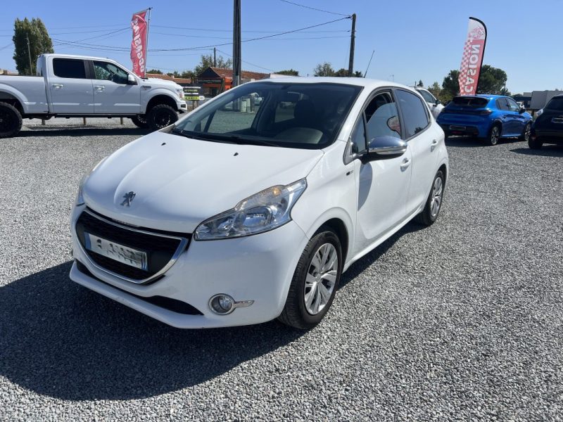 PEUGEOT 208 1.2 VTI 2015
