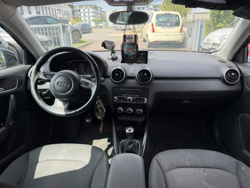 AUDI A1 1.6 TDI 116 CH ACTIVE