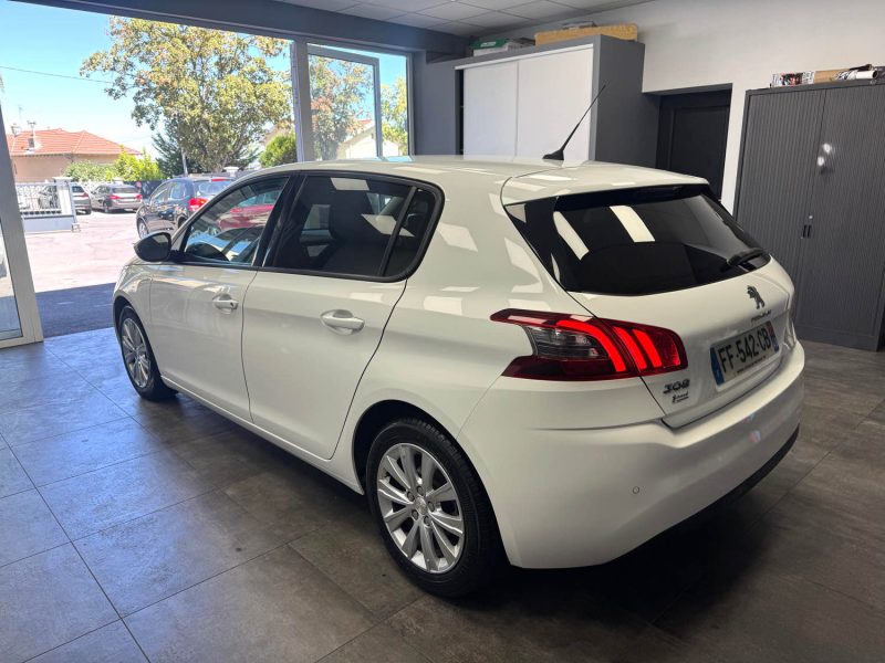 PEUGEOT 308 II 1.2 STYLE 110  CV S&S BVM6 2019