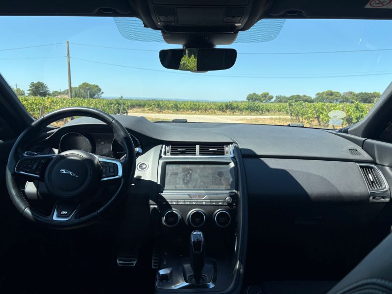 JAGUAR E-PACE D150 AWD / CARPLAY / SUIVI JAGUAR