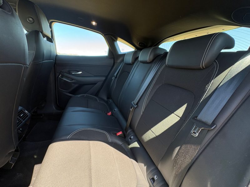 JAGUAR E-PACE D150 AWD / CARPLAY / SUIVI JAGUAR