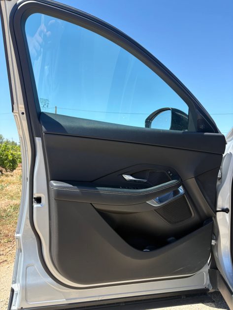 JAGUAR E-PACE D150 AWD / CARPLAY / SUIVI JAGUAR