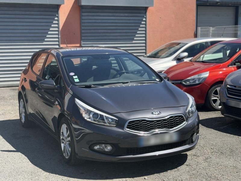 KIA CEE-D 1.4i 100 cv - Garantie 12 mois - ISG STYLE  
