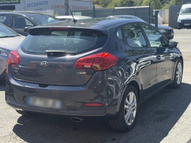 KIA CEE-D 1.4i 100 cv - Garantie 12 mois - ISG STYLE  