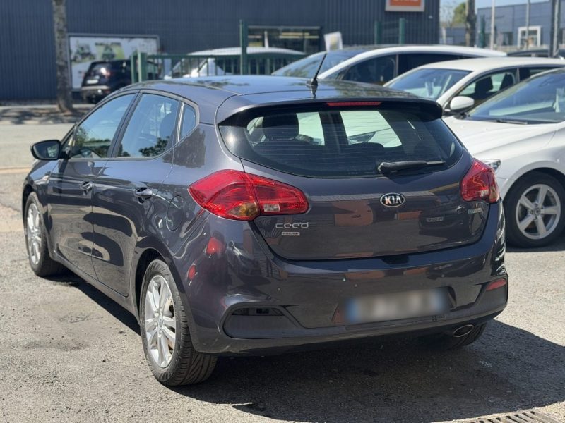 KIA CEE-D 1.4i 100 cv - Garantie 12 mois - ISG STYLE  