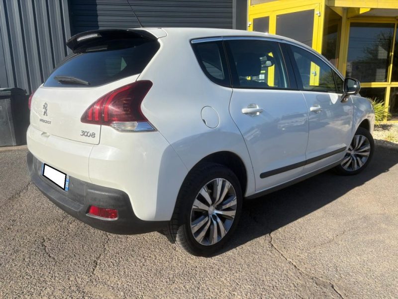 PEUGEOT 3008 1.6 HDI 115 NAPAPIJRI 2014