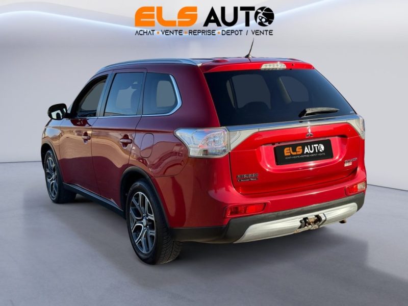 MITSUBISHI OUTLANDER 2.2 DI-D150ch INVITE 7Places