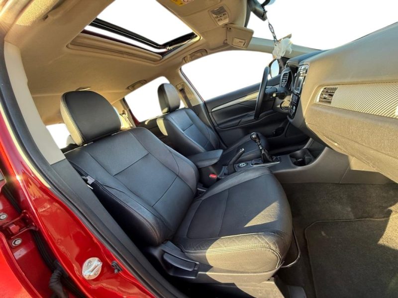 MITSUBISHI OUTLANDER 2.2 DI-D150ch 7Places