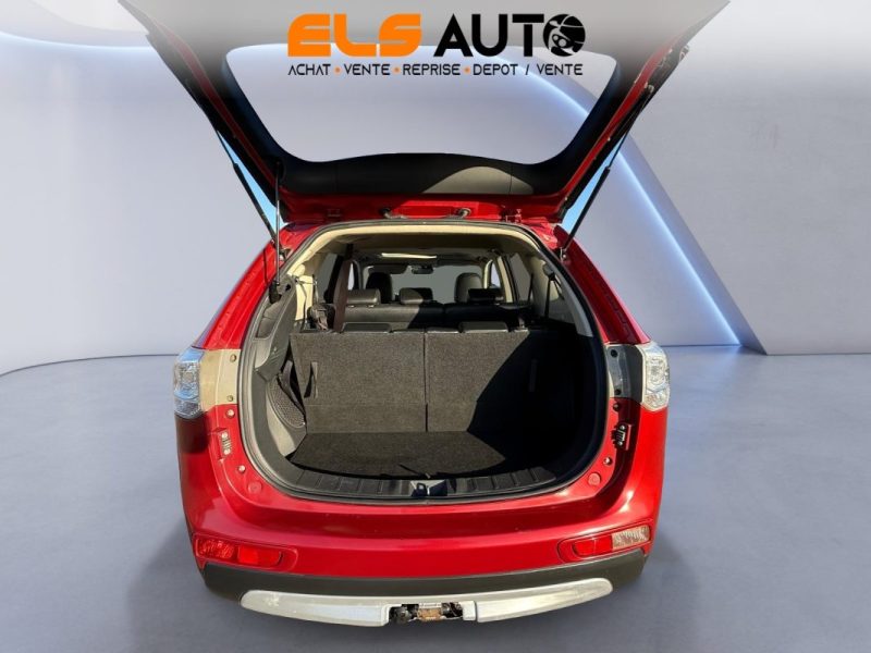 MITSUBISHI OUTLANDER 2.2 DI-D150ch 7Places