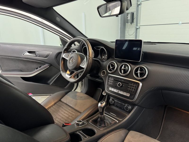 MERCEDES BENZ CLASSE A180 - PACK FASCINATION AMG LINE - Garantie 12mois