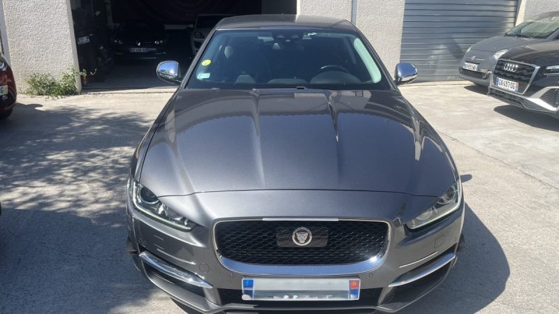 JAGUAR XE 2.0L D 180 PURE BA 2017