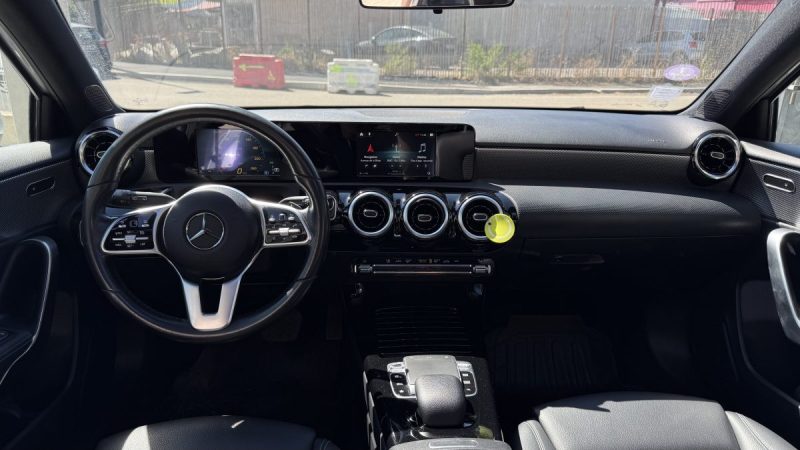 MERCEDES CLASSE A 200D PROGRESSIVE LINE 7G-DCT 2018