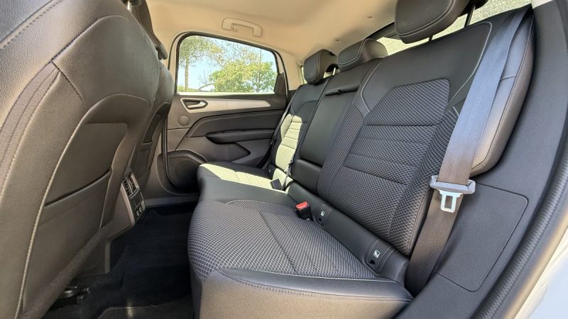 RENAULT ARKANA 1.6 E-TECH 145 ZEN 2022