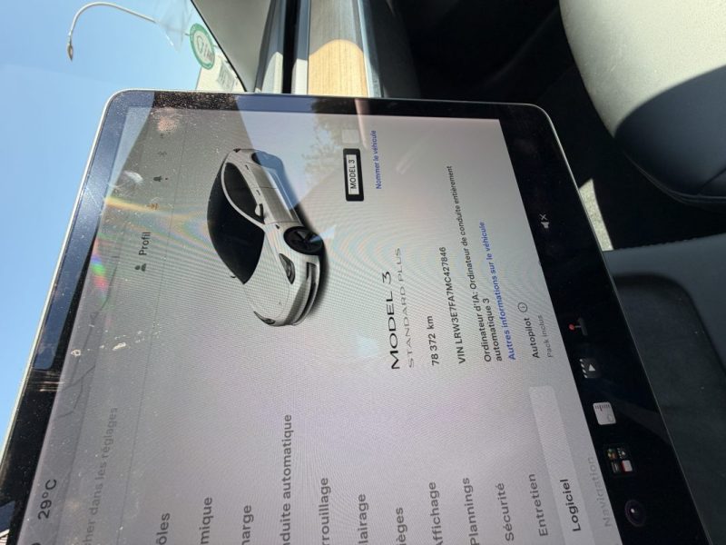TESLA MODEL 3 STANDARD PLUS  2021 LICORNE
