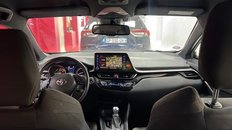 TOYOTA C-HR PHASE 2 SUV HYBRIDE 1.8 DYNAMIC BUSINESS 122cv/1 ERE MAIN/TVA RECUPERABLE