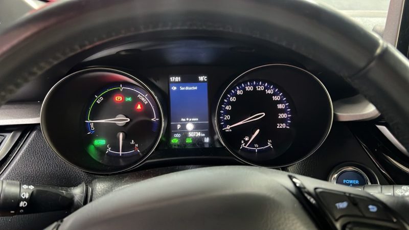 TOYOTA C-HR PHASE 2 SUV HYBRIDE 1.8 DYNAMIC BUSINESS 122cv/1 ERE MAIN/TVA RECUPERABLE