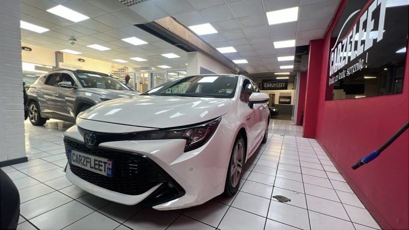 TOYOTA COROLLA BERLINE HYBRIDE 2.0 DYNAMIC BUSINESS 180cv/1 ERE MAIN/TVA RECUPERABLE
