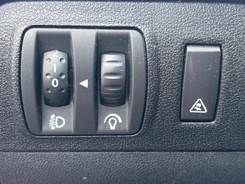 RENAULT SCENIC III 1.5 DCI 110 EXPRESSION 2012