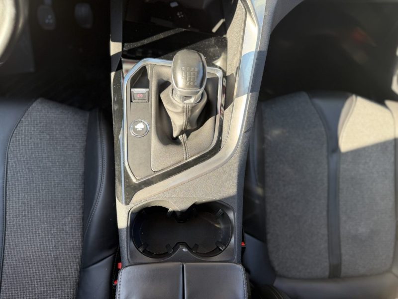 PEUGEOT 3008 1.2 PURETECH - 12V TURBO 2018
