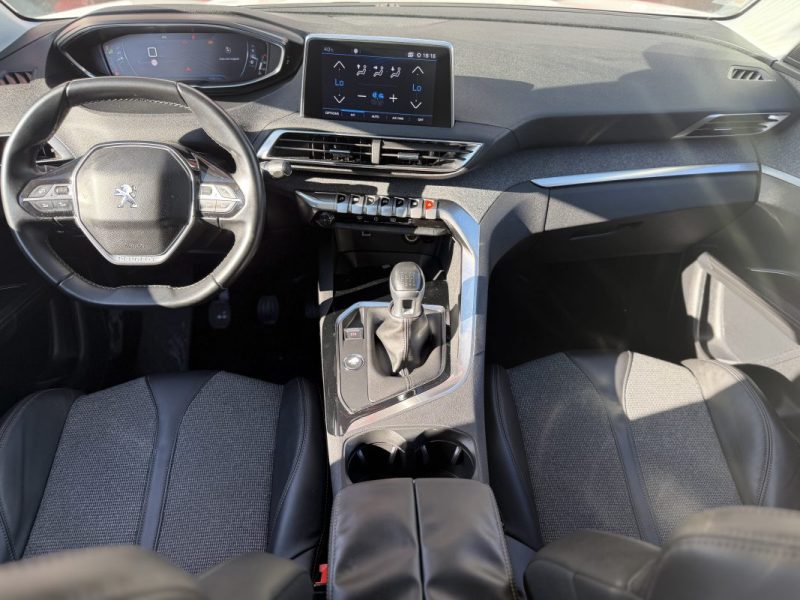 PEUGEOT 3008 1.2 PURETECH - 12V TURBO 2018
