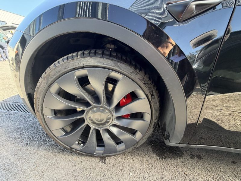 TESLA MODEL Y PERFORMANCE 2022 FSD ATTELAGE