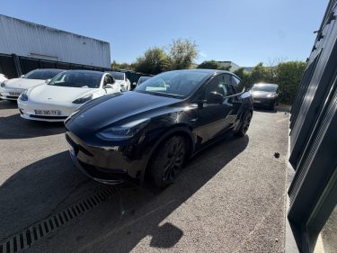 TESLA MODEL Y PERFORMANCE 2022 FSD ATTELAGE