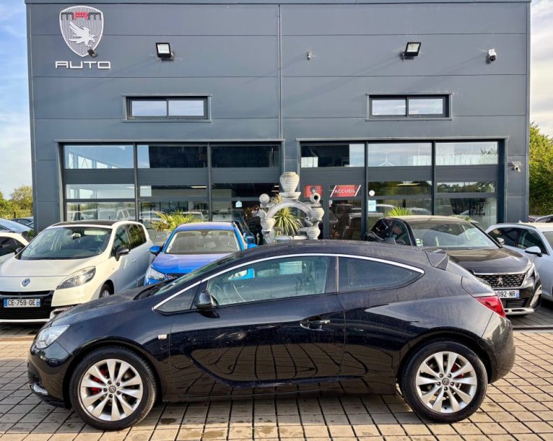 OPEL ASTRA GTC 1.4 TURBO 140 SPORT STOP AND START 2012