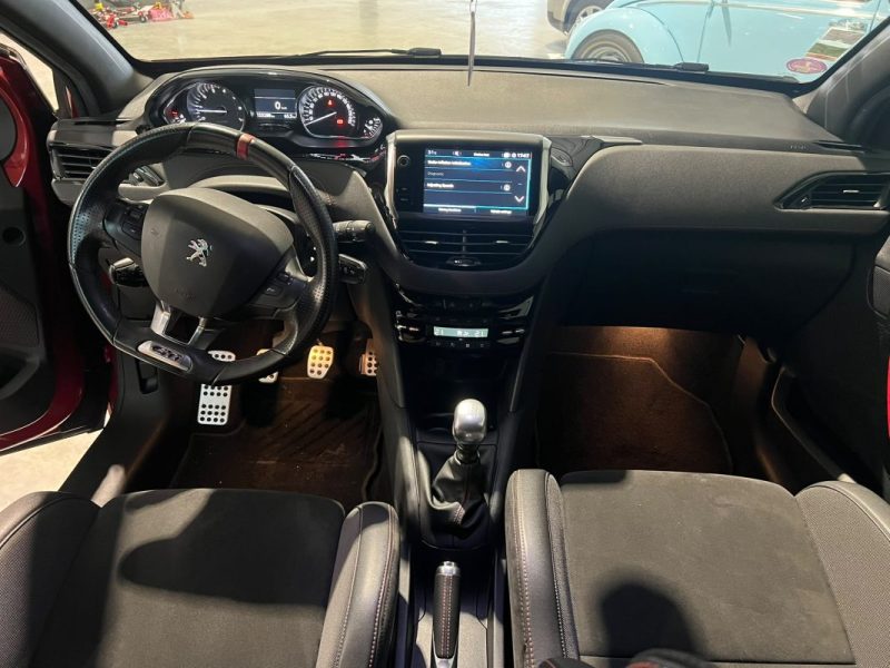 PEUGEOT 208 GTI - 1.6 THP - 208 cv - BPS - 2018 - 156 000 Km - Carplay - Caméra de recul