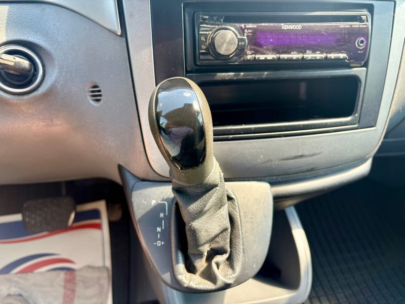 MERCEDES VITO COMBI LONG 8 PLACES