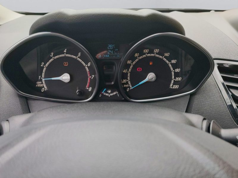 FORD FIESTA V 1.0 ECOBOOST 100 TITANIUM 