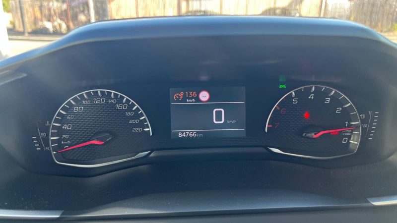 PEUGEOT 2008 II 1.5 BLUE HDI 110 ALLURE 2021