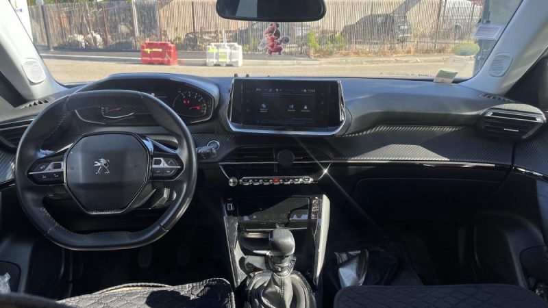 PEUGEOT 2008 II 1.5 BLUE HDI 110 ALLURE 2021