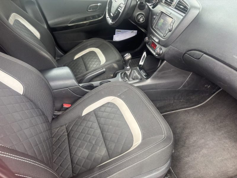 KIA Cee'd CEED 1.0 TGDI 120ch GT LINE GPS Sièges chauffants Caméra de recul
